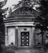 Mausoleum_10